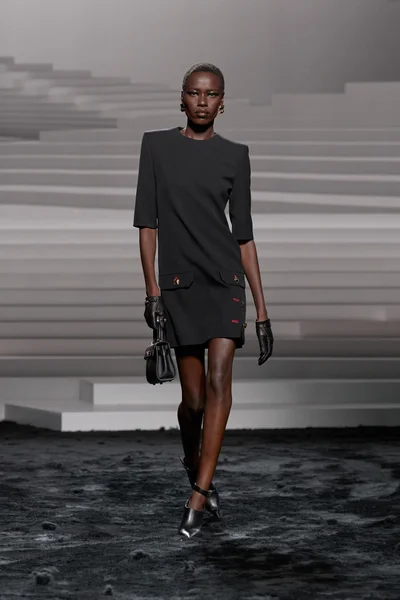 Look 14